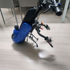 휠체어 전동바이크q1