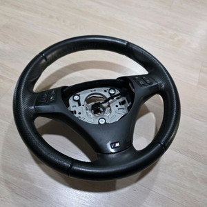 bmw e90 3시리즈 m핸들 팝니다