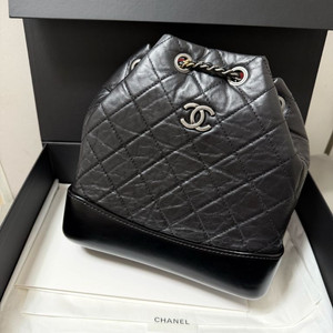 샤넬 가브리엘백팩 스몰 내장칩