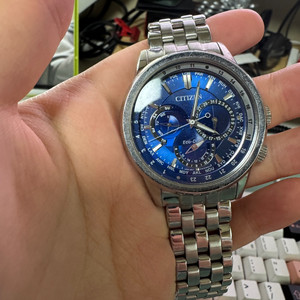 시티즌 에코 드라이브 메탈 시계 (BU2021-69L Citizen Eco-Drive)