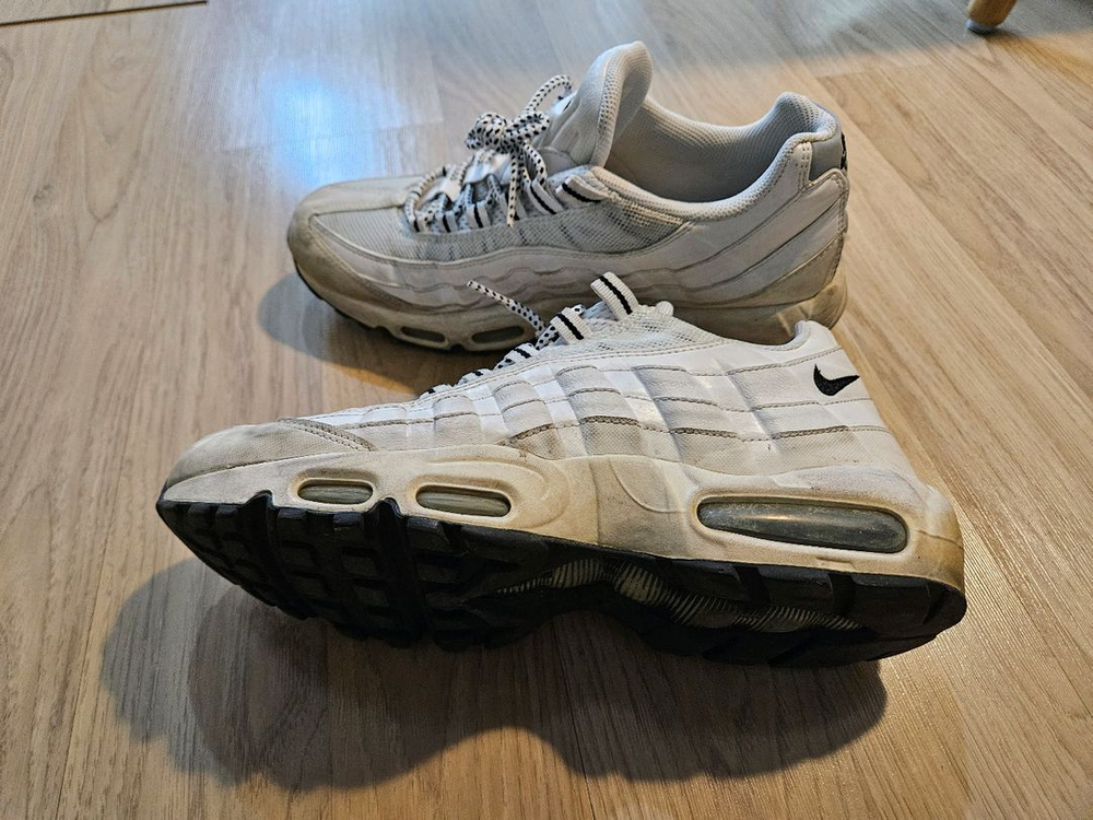 나이키 에어맥스 95 화이트 275 이미지