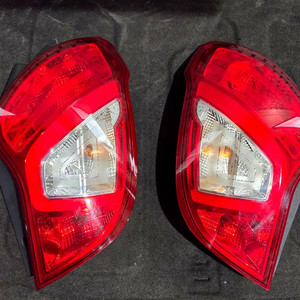 쌍용 뉴 코란도C 신형 데루등 테일램프 후미등 팝니다 이미지