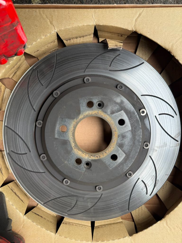 지가토 4p 레드컬러 팝니다 이미지