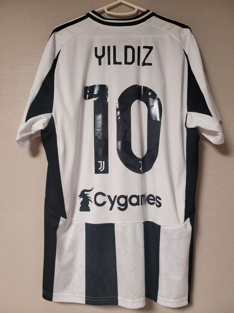 24-25 유벤투스 홈 레플 KR 2XL사이즈 판매합니다 이미지