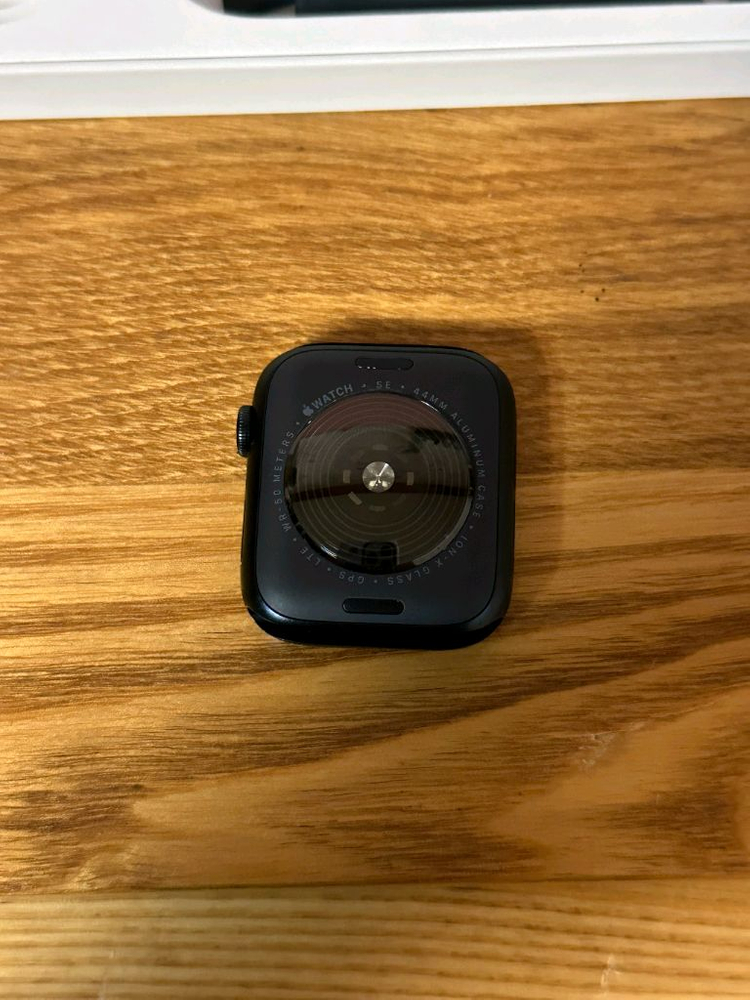 애플워치 se2 셀룰러 44mm (97%)--1