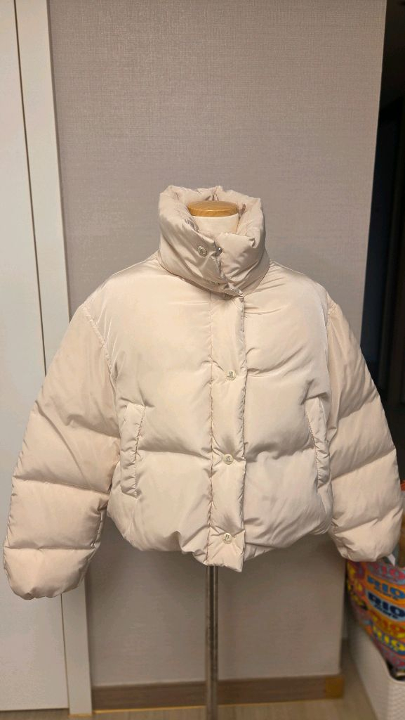 랑방구스다운점퍼 55사이즈(82)정가135만원 이미지