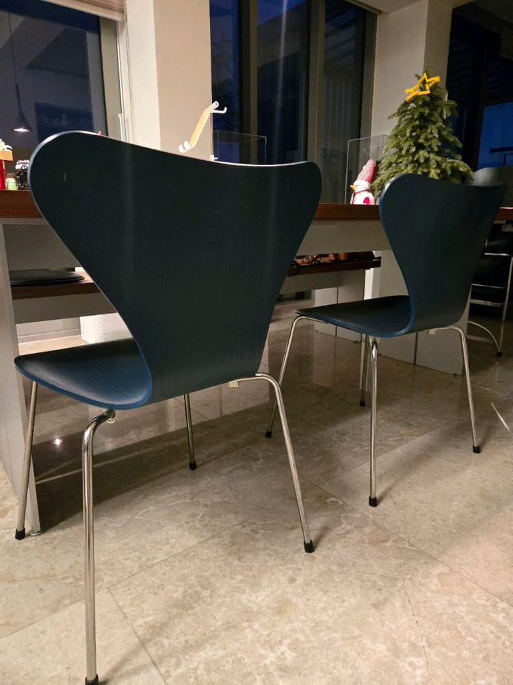 프리츠한센 세븐체어 네이비 이미지