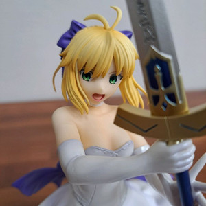 FATE 페이트 세이버 화이트 드레스 리뉴얼 버전 피규어 벨파인