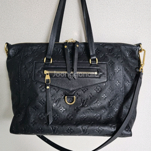 마지막가격내림) 정품 루이비통 앙프렝뜨 루미네즈PM