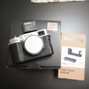 후지 x100vi실버 판매합니다