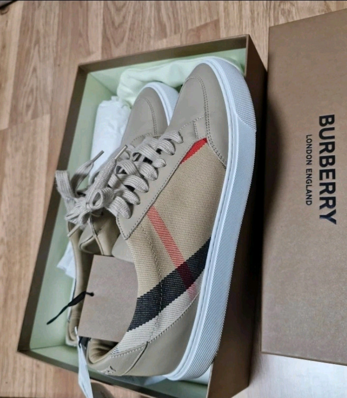 버버리 스니커즈 250--1