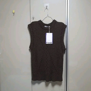 AFTER PRAY 샴페인 니트 베스트(프리사이즈),미사용/1만원