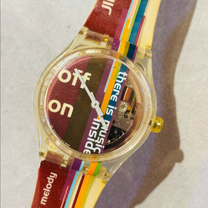 스와치 MusiCall 빈티지 멜로디 쿼츠 시계 이미지