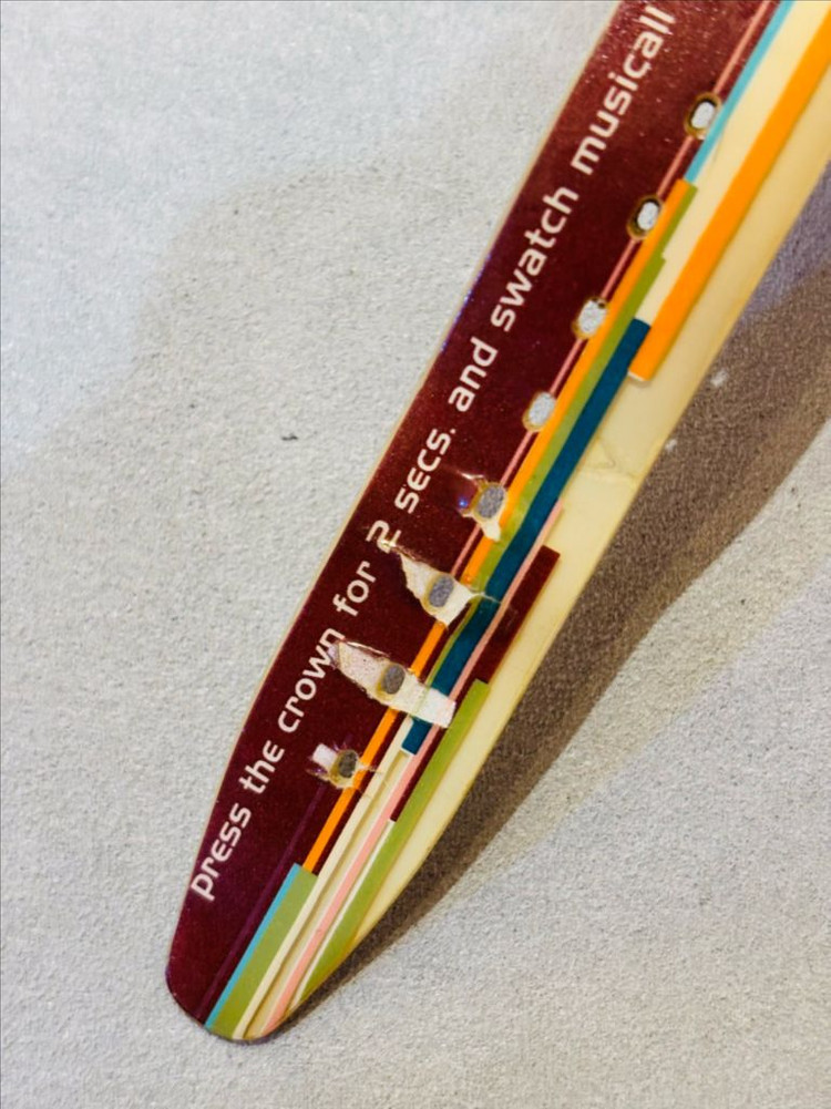 스와치 MusiCall 빈티지 멜로디 쿼츠 시계 이미지