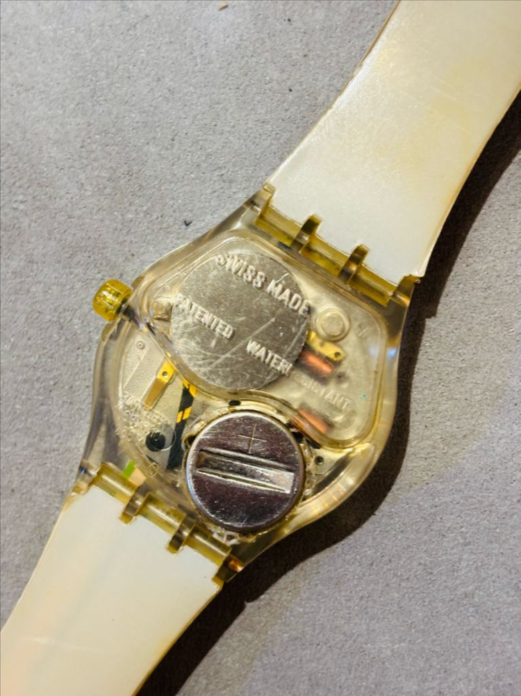 스와치 MusiCall 빈티지 멜로디 쿼츠 시계 이미지