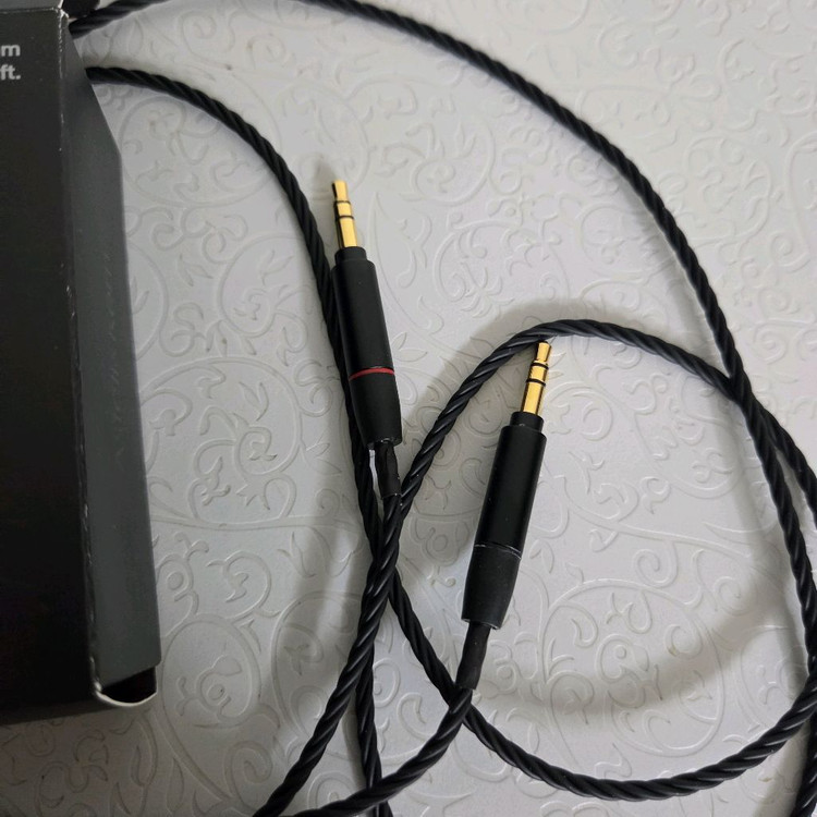 아스텔앤컨 3.5 to 3.5 aux 케이블. 오디지 mm100 호환--1