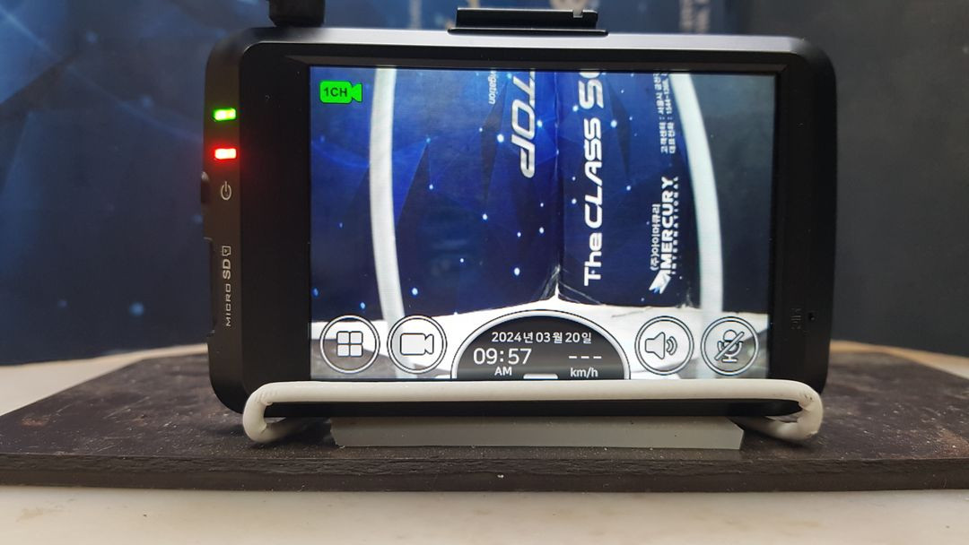 정비된 파인뷰 X50 앞쪽 본체만.--3