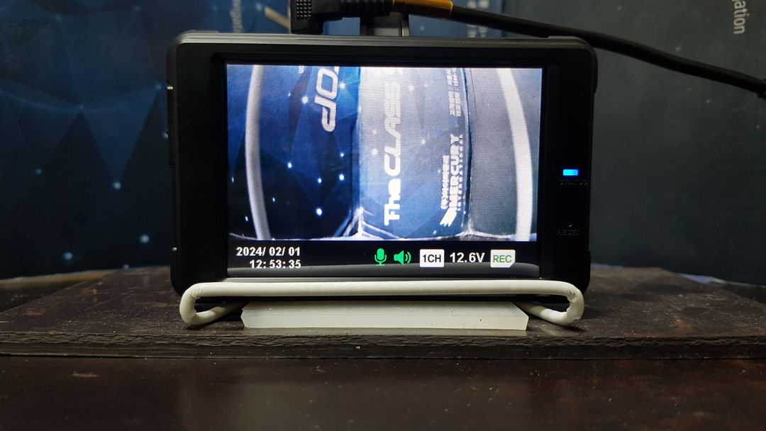 정비된 만도 M1 앞쪽 본체만.--2