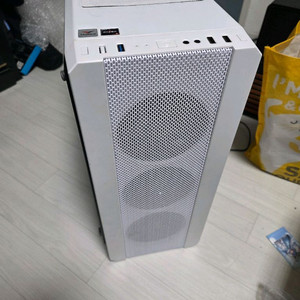 라이젠 3900X 게이밍 컴퓨터 본체