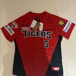 (새상품) KIA 김도영 얼트 자수 마킹 유니폼 XL 판매합니다. 이미지