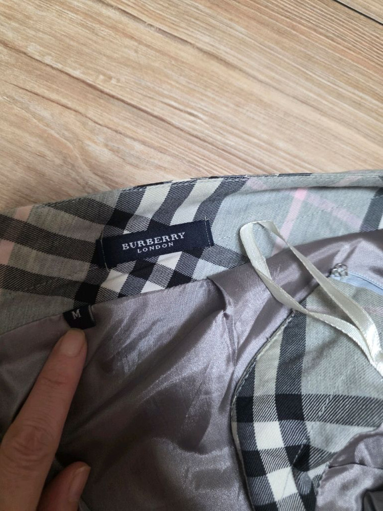 버버리 정품 스커트--5