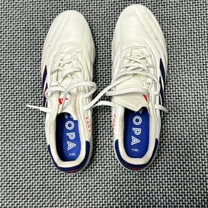 260사이즈 아디다스 코파 퓨어 축구화