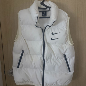 나이키 더블스우시 패딩 조끼