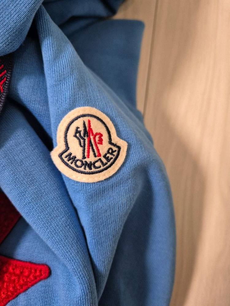 몽클레어 MONCLER 자수 후드티--2