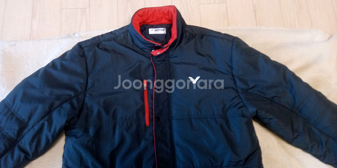 빅터 victor 배드민턴 하프 패딩 팝니다--1