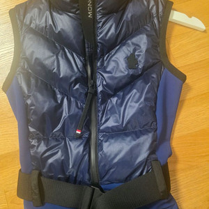 몽클레어 여성 스키복 수트 이미지