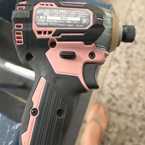 마끼다 충전드릴