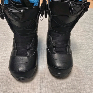 스노우보드 부츠 살로몬 러쉬 230 사이즈 퀵레스 부츠 팝니다