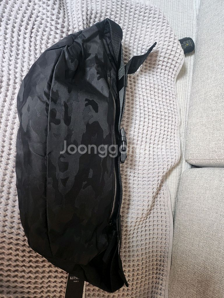 메종키츠네 카모플라주 힙색--1