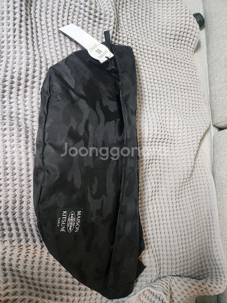 메종키츠네 카모플라주 힙색--8