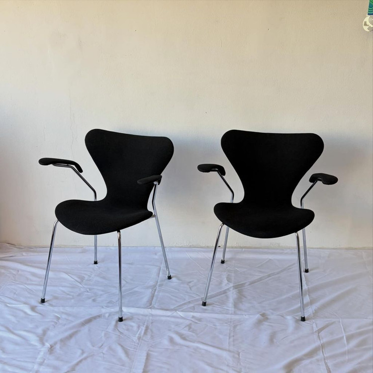 프리츠한센 세븐체어 3207 암체어 모델--4