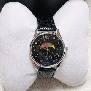 구찌 G-타임리스 문페이스 남녀공용 시계 38mm