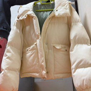 아이보리 숏패딩