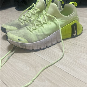 나이키 프리 매트콘 6 런닝화 이미지