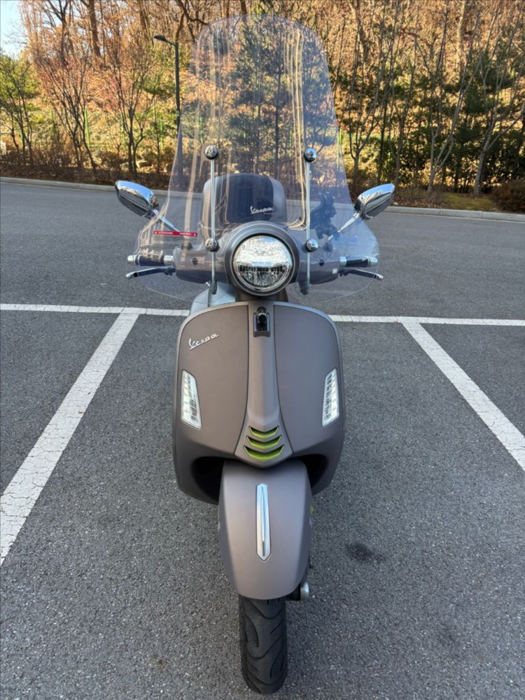 베스파 GTS300 슈퍼테크--1