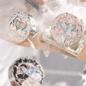 플라워 노즈 스완 발레 벨벳 블러셔 이미지