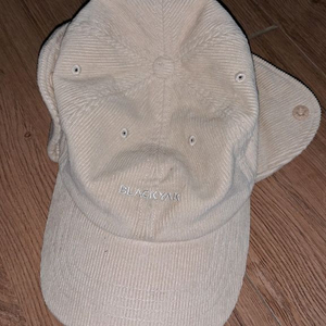 블랙야크 모자 1만원 이미지