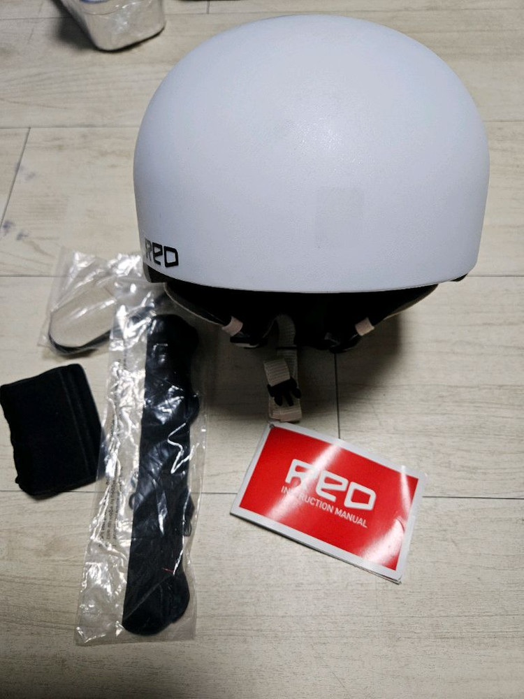 아비드 레드 헬멧 M사이즈 스노보드 보드 아동용--1