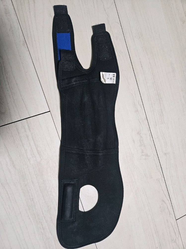 잠스트 무릎 보호대--1