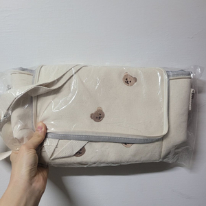 Chez Bébé 곰돌이 패턴 보냉 다용도 가방 새상품!