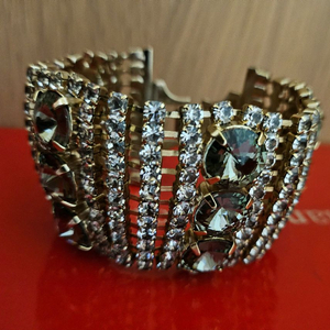 미샤 MICHAA 아름다운 팔찌