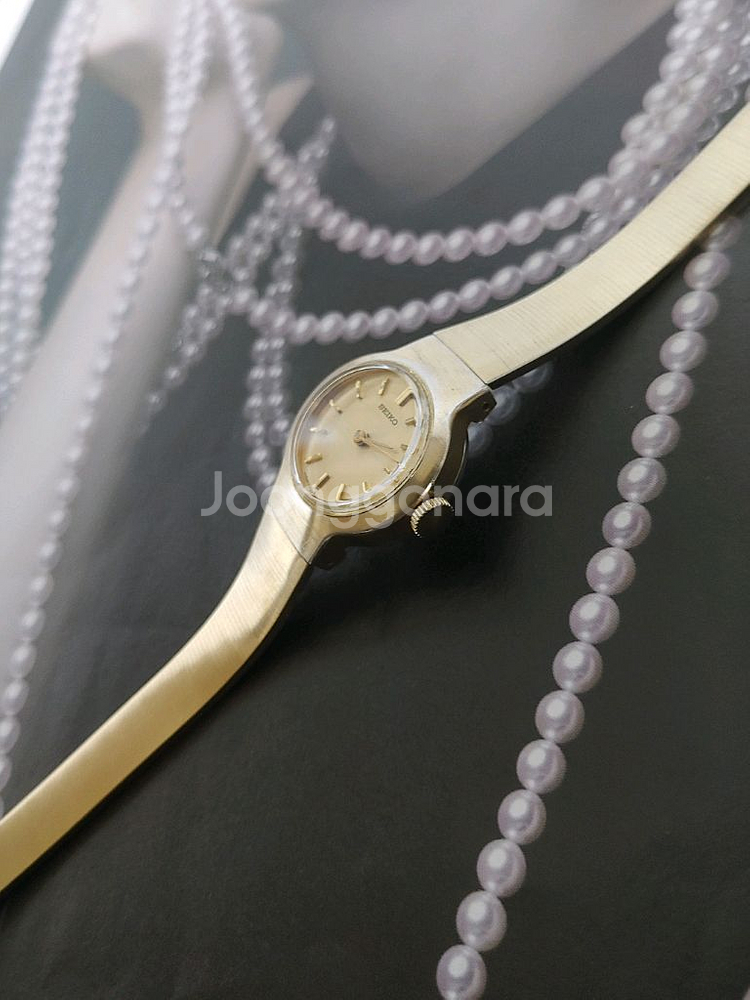 세이코 수동 여성용 금장시계--1