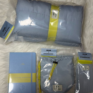 미개봉새것_MSGMx스타벅스 4종세트 블랭킷,다이어리,파우치,양말 블루색상