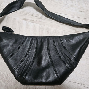 르메 범백 크루아상백 블랙라지 거의새상품