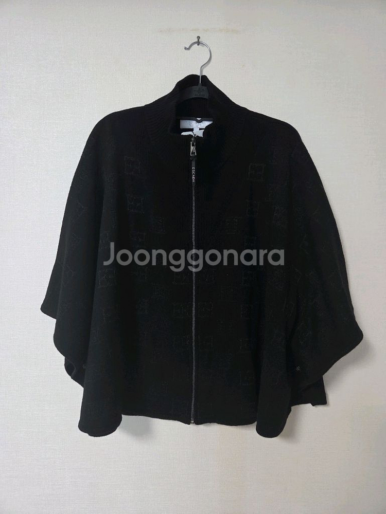 에스까다 캐시미어 니트케이프66.77--2