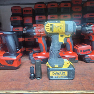 디월트충전임팩렌치 DCF880 배터리포함 아시바렌치 비계렌치